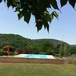 לינה וארוחת בוקר Valley View