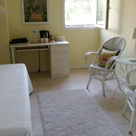 Valley View Bed & Breakfast Brengues