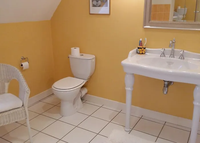 Valley View Bed & Breakfast 4*