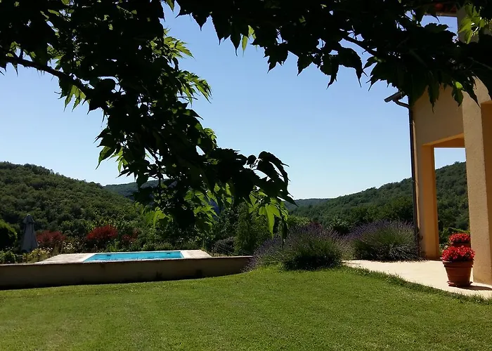 Valley View Bed & Breakfast Brengues